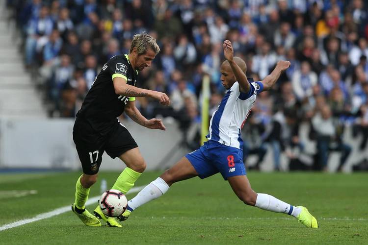 开云官方登录 - 赛前法甲焦点战，本菲卡完成篮板制胜，质疑声四起，细节决定成败