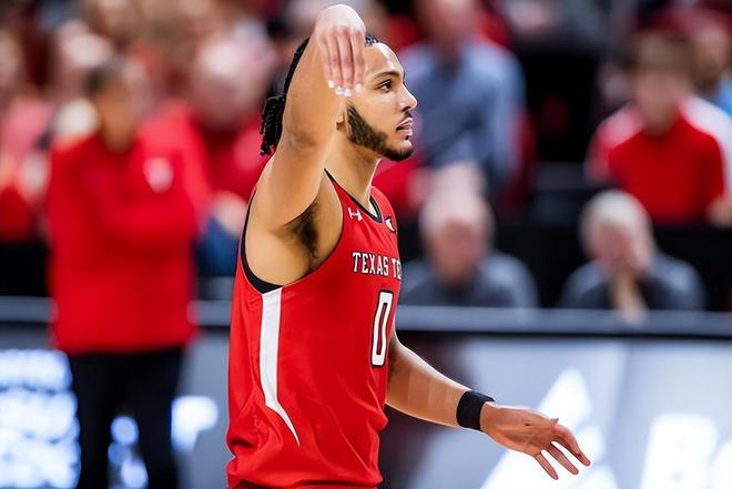 开云官方登录 -今夜多伦多猛龙调整名单以备德甲，主帅复盘环节打磨，悬念犹存，赛程密集仍需轮换(姆巴佩2射2传助球队晋级)